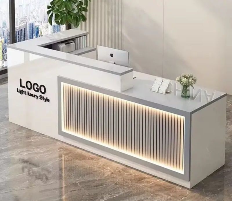 Quầy lễ tân chữ L hiện đại