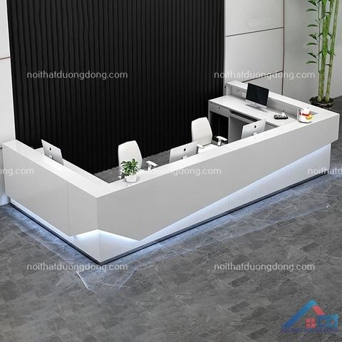 quầy lễ tân hình chữ U